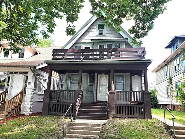 House for sale in Milwaukee, Wisconsin