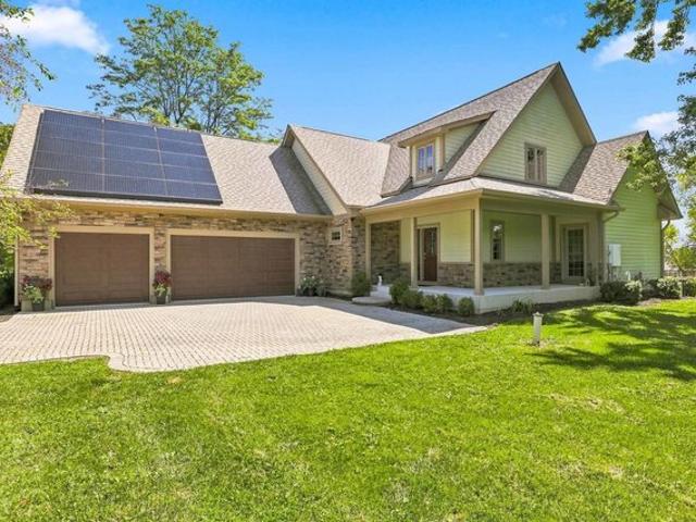 House for sale in Wauconda, Illinois
