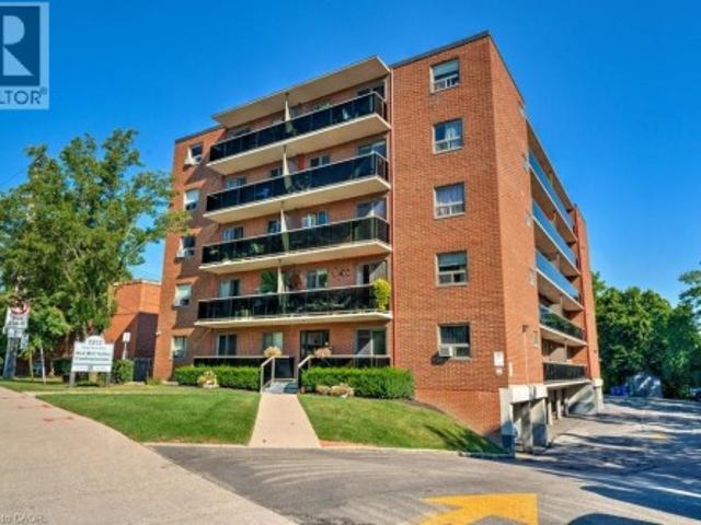 Condo for sale in Glenview East, Hamilton