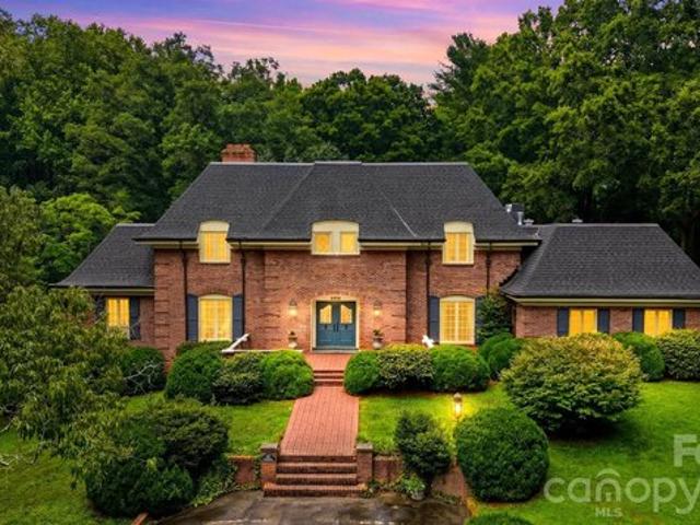 House for sale in Lenoir, North Carolina