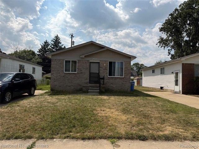 House for sale in Warren, Michigan