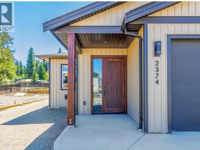 House for sale in Salmon Arm, British Columbia