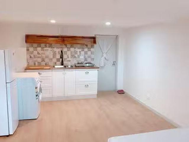 Apartment for rent in Blackburn