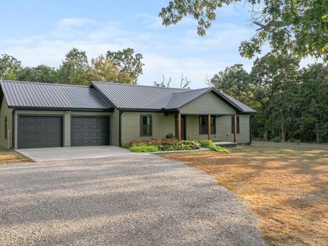 House for sale in Noel, McDonald County
