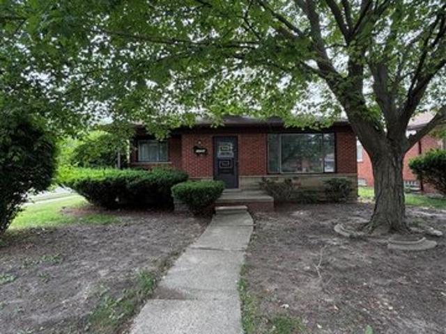House for sale in Oak Park, Michigan