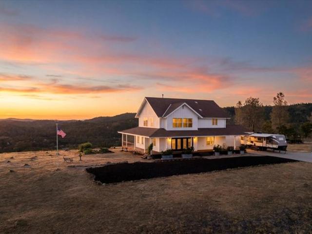 House for sale in Murphys, California