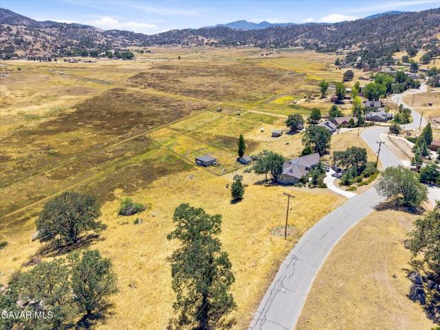 Land for sale in Tehachapi, California