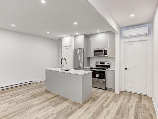 Apartment for rent in St. Leonard's, Quebec