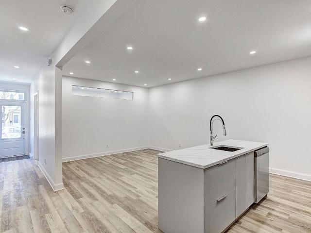 Apartment for rent in St. Leonard's, Quebec