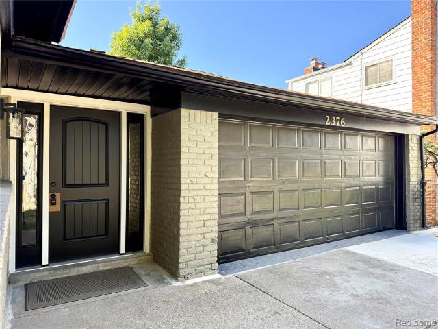 House for sale in Auburn Hills, Michigan