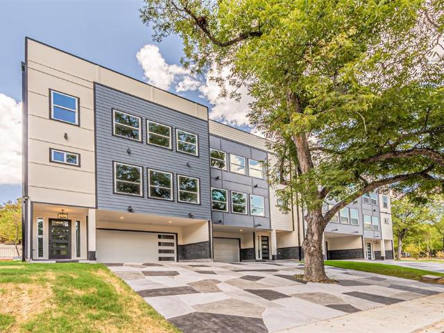 Townhouse for sale in Dallas, Dallas County