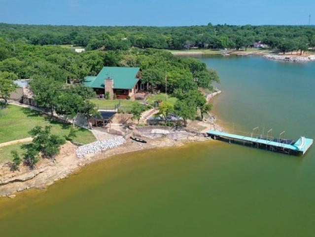 House for sale in Nocona, Texas