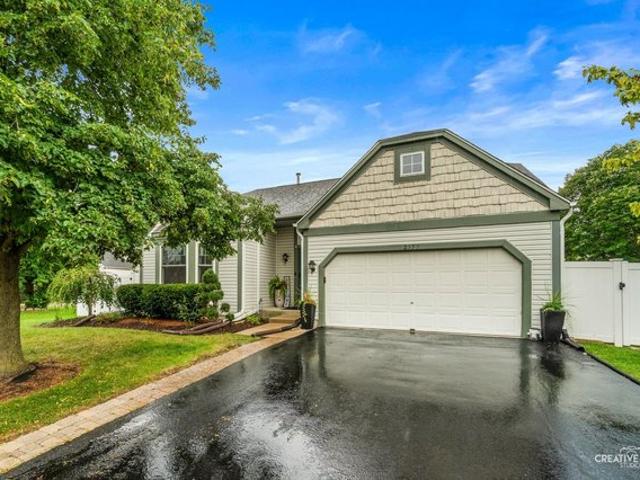 House for sale in Elgin, Illinois