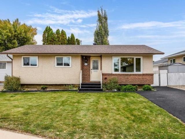 House for sale in Medicine Hat