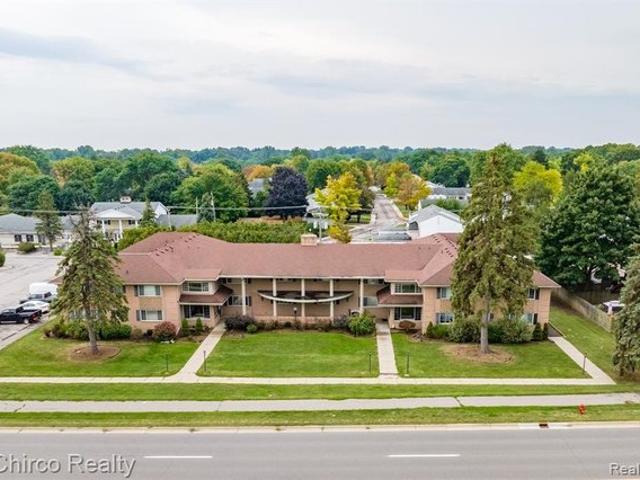 Condo for sale in Rochester Hills, Oakland County