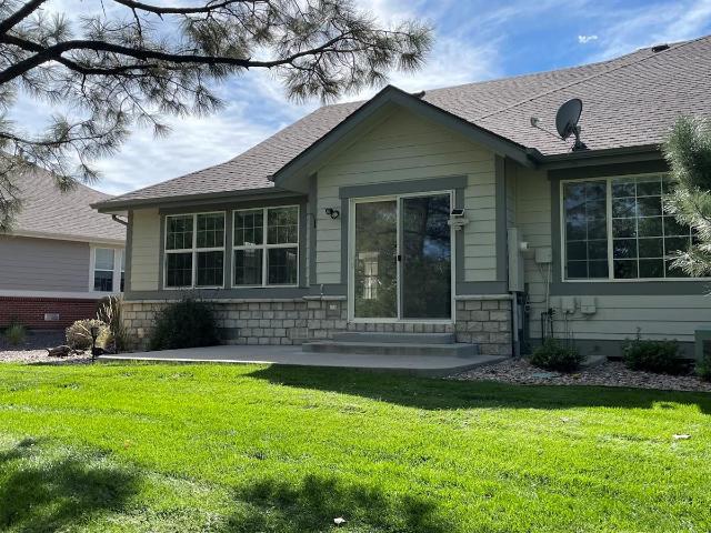 Townhouse for sale in Heritage Eagle Bend, Aurora