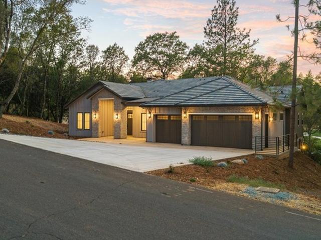 House for sale in Auburn, California