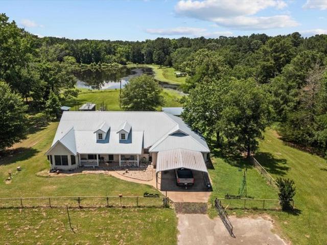 Farm for sale in Elkhart, Texas