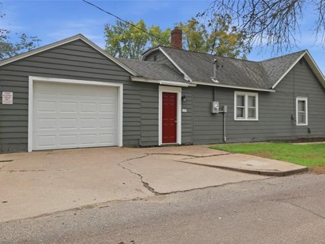 House for sale in Eau Claire, Eau Claire County