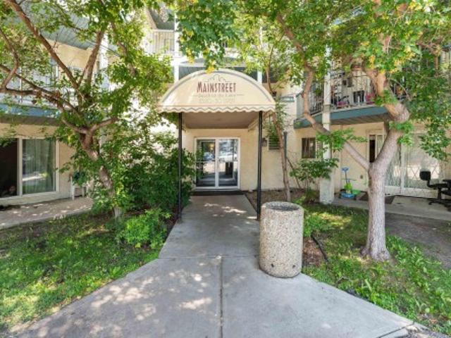 Condo for sale in Wedgewood, Alberta