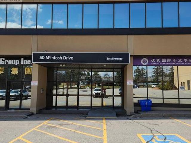 Commercial for rent in York, Ontario