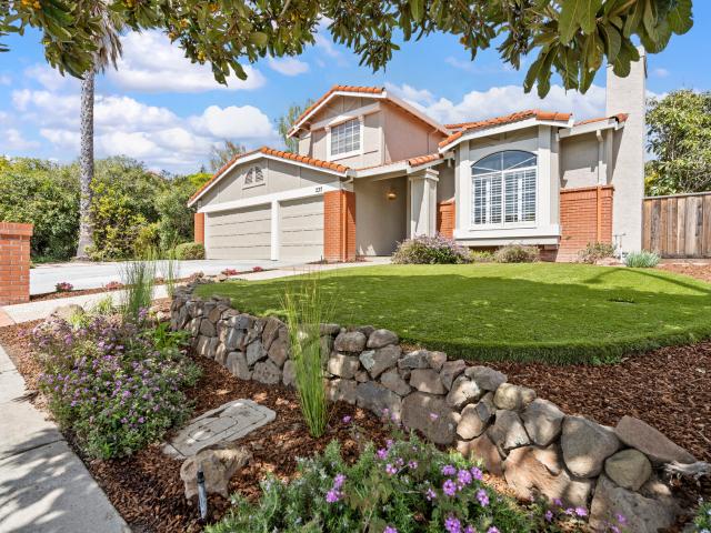House for sale in San Carlos
