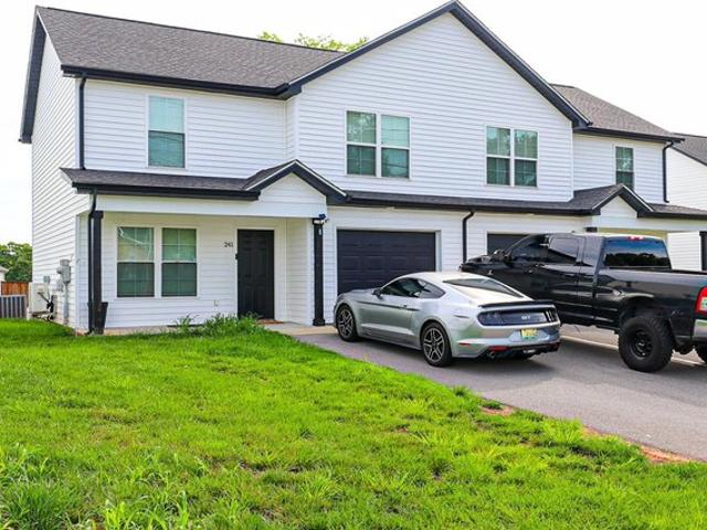 House for sale in Bowling Green, Kentucky