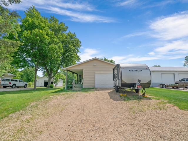 House for sale in Paw Paw, Illinois