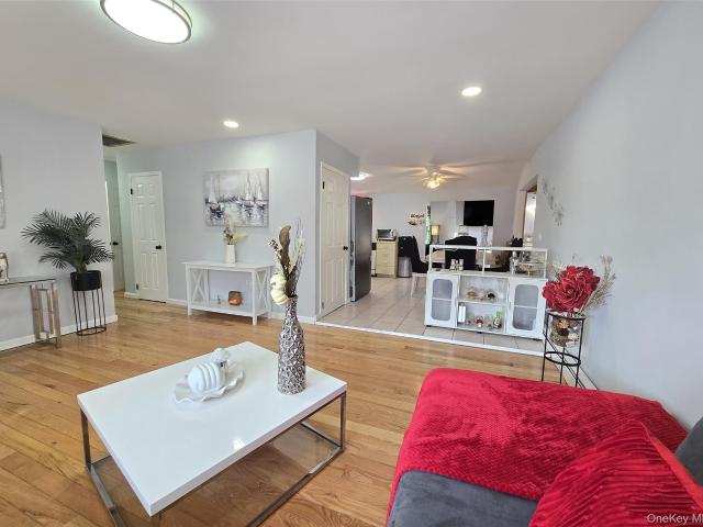 House for sale in Bohemia, New York