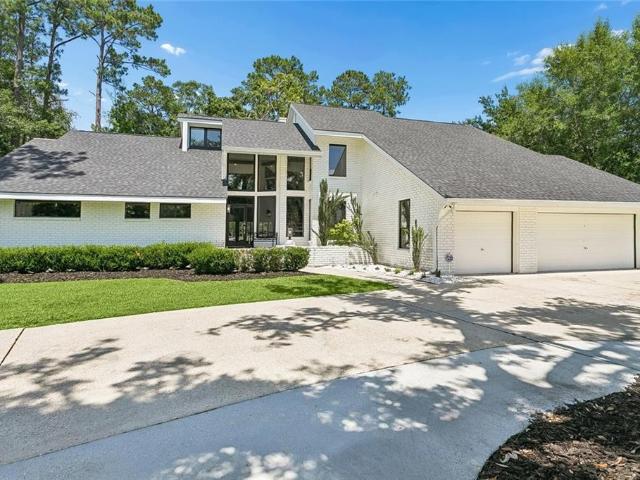 House for sale in Mandeville, Louisiana