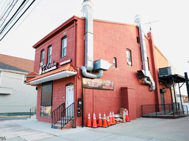 House for sale in Passaic, New Jersey