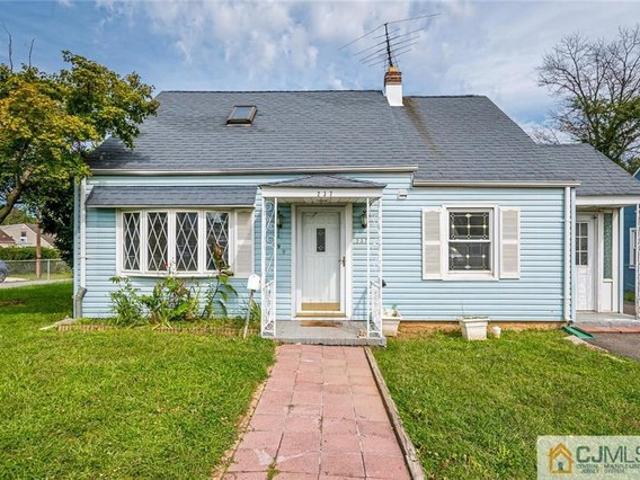 House for rent in Edison, New Jersey