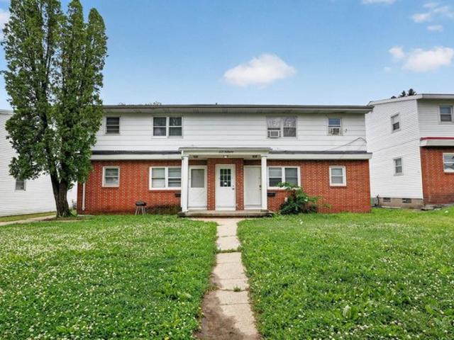 House for sale in Waterloo, Iowa