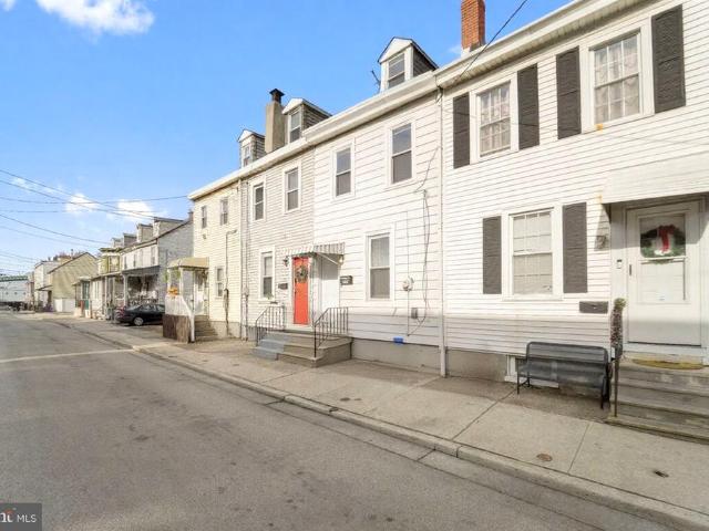 Townhouse for sale in Gloucester City, New Jersey