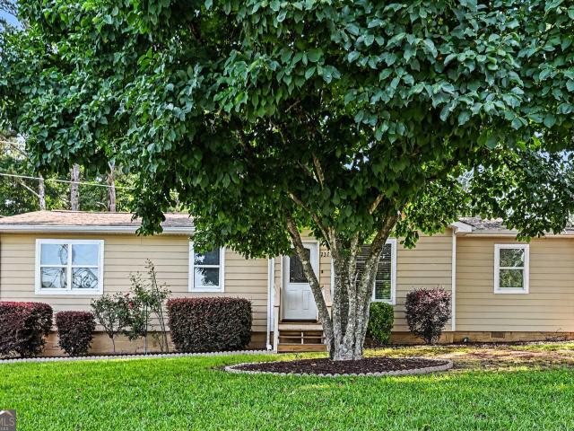 House for sale in Tyrone, Georgia