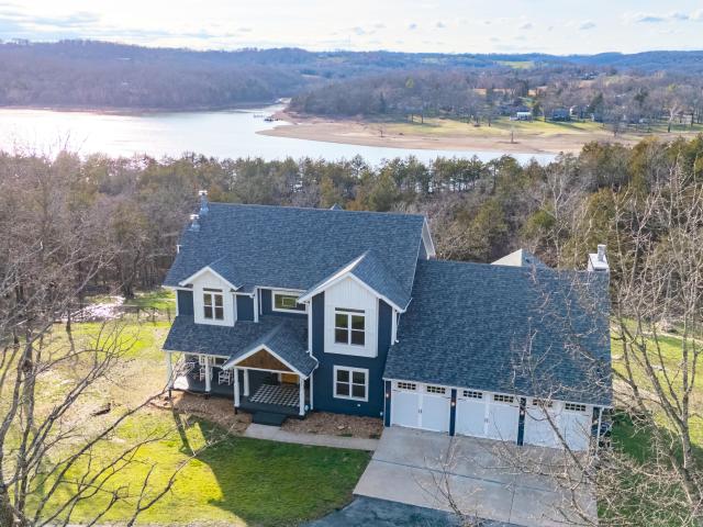 House for sale in Stone, Missouri