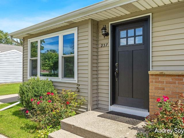 House for sale in Lowell, Kent County