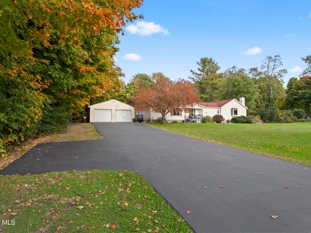 House for sale in Town of Clifton Park, Saratoga County