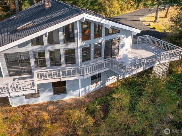 House for sale in Eastsound, Washington