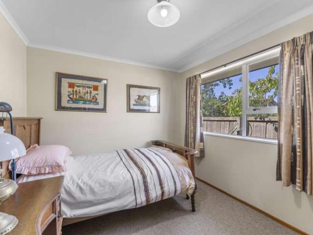Apartment for sale in Bishopdale, Canterbury