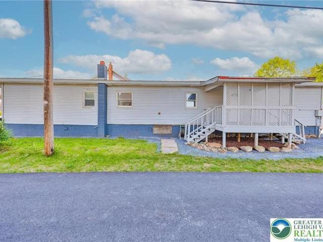 House for sale in Carbon, Pennsylvania