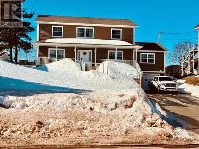 House for sale in Botwood, Newfoundland And Labrador