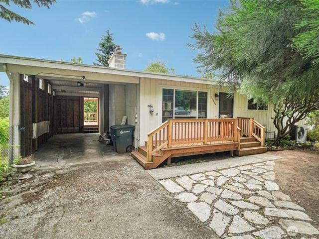 House for sale in Bothell, Washington