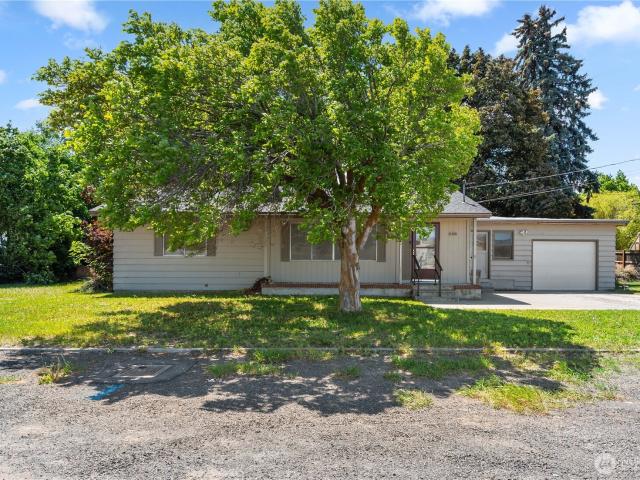 House for sale in East Wenatchee