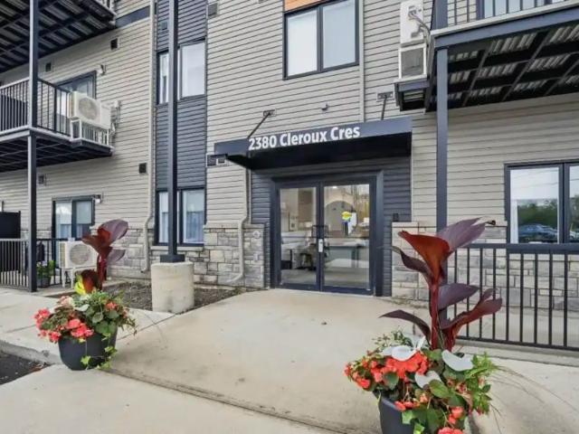Apartment for rent in Blackburn Hamlet, Ottawa