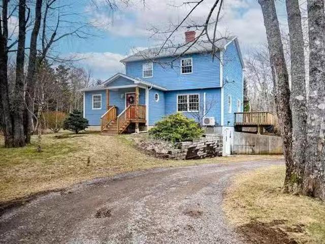 House for sale in Harbourville, Nova Scotia