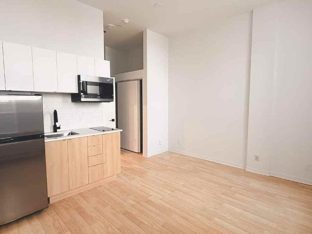Apartment for rent in St. Leonard's, Quebec