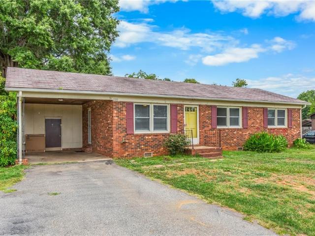 House for sale in Mocksville, North Carolina