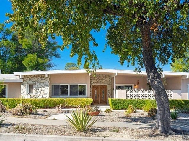 House for sale in Woodland Hills, Los Angeles