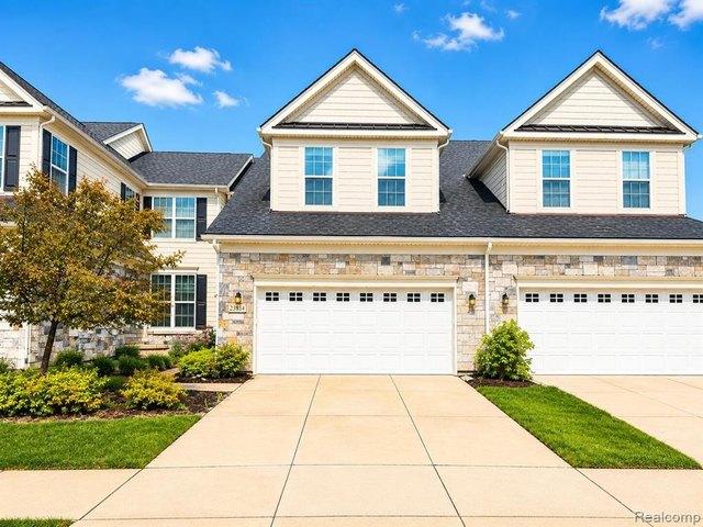 Condo for sale in Novi, Michigan